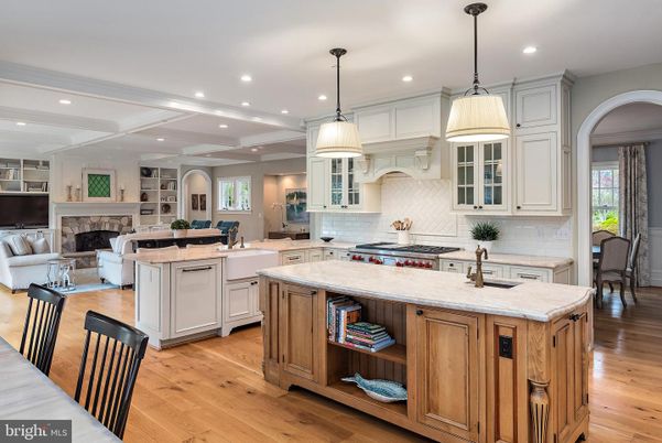 Fireplace, Interior, Kitchen, Living room, Pendant Lights, Recessed Lighting, Stainless Steel Appliances, Wood Texture Flooring