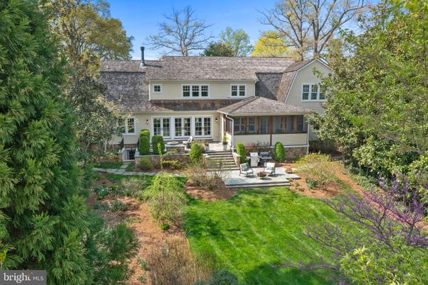 Backyard, Exterior, Facade, Farmhouse