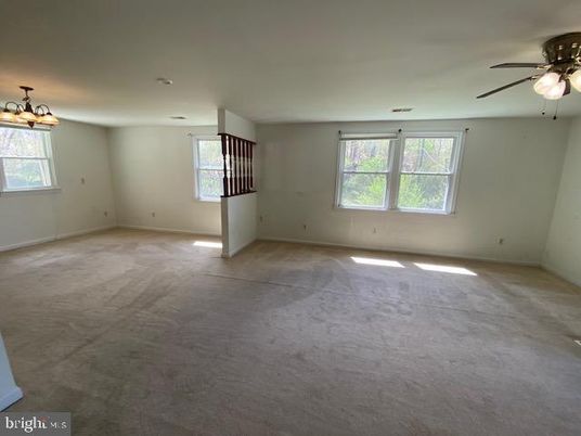 Chandelier, Empty room, Interior