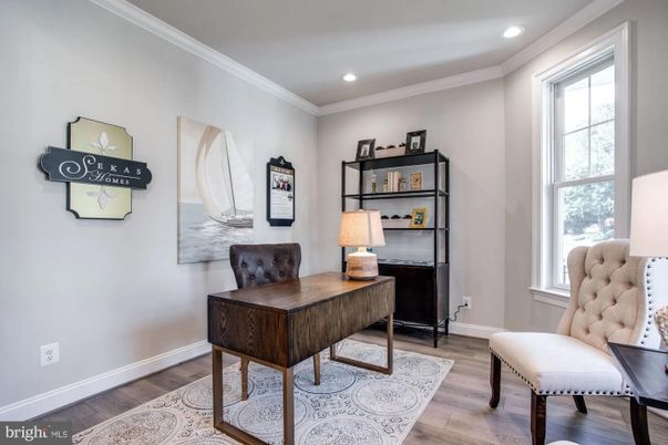 Home Office, Interior, Recessed Lighting, Wood Texture Flooring