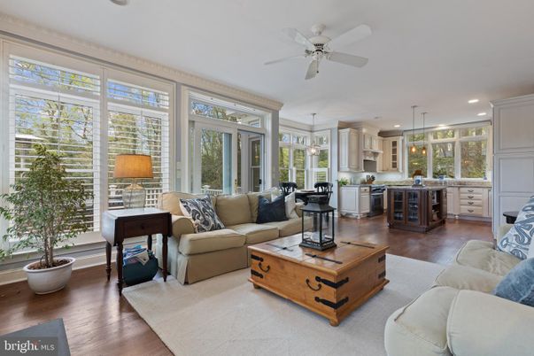 Interior, Kitchen, Living room, Pendant Lights, Recessed Lighting, Wood Texture Flooring