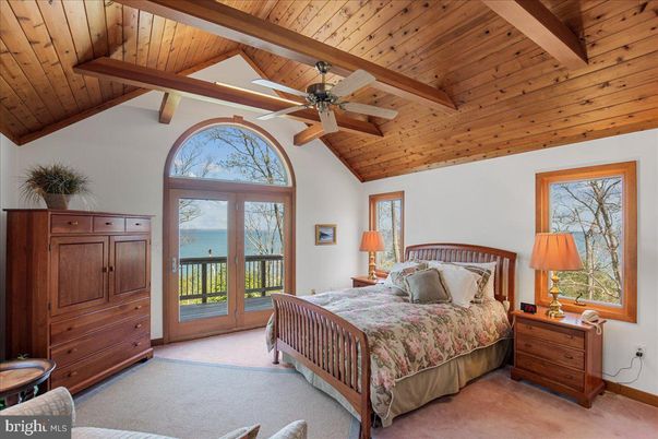 Bedroom, Interior, Wooden Beams, Wooden Ceilings