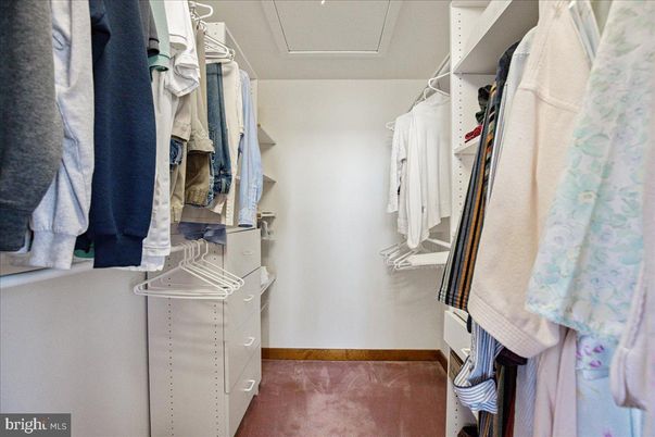 Interior, Walk-in Closets