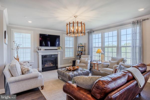 Fireplace, Interior, Living room, Pendant Lights, Recessed Lighting, Wood Texture Flooring