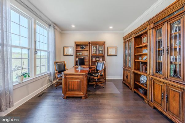 Home Office, Interior, Recessed Lighting, Wood Texture Flooring