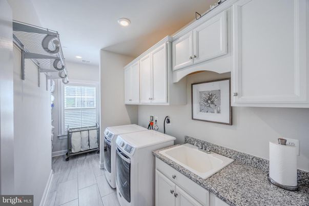 Interior, Recessed Lighting, Washer