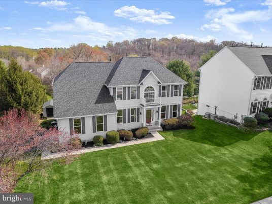 Backyard, Exterior, Facade, French Provincial