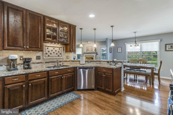 Dining room, Interior, Kitchen, Pendant Lights, Recessed Lighting, Wood Texture Flooring