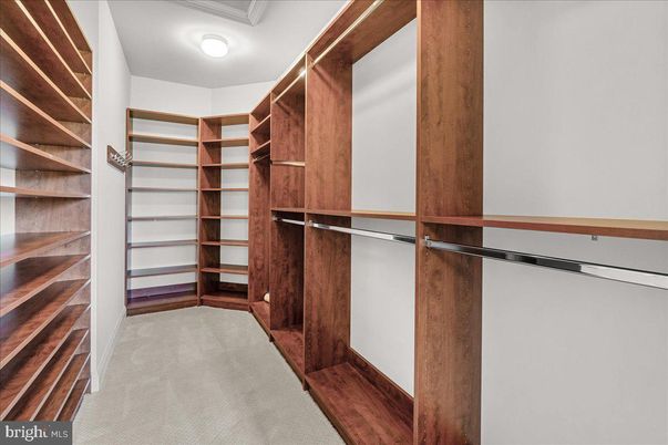 Interior, Walk-in Closets
