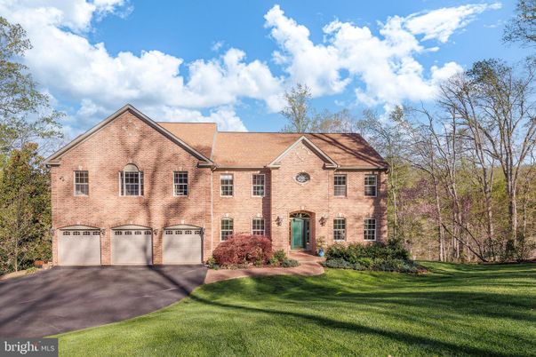 Attached, Exterior, Facade, Brick Facade, French Provincial