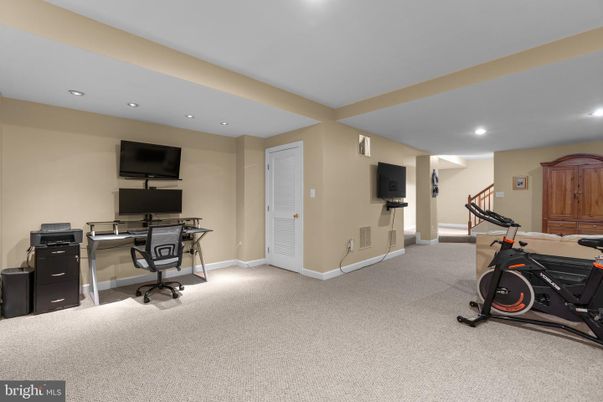 Fitness Equipment, Home Office, Interior, Recessed Lighting