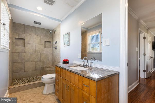 Bathroom, Interior, Recessed Lighting, Wood Texture Flooring