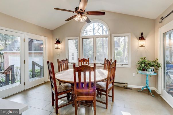 Dining room, Interior