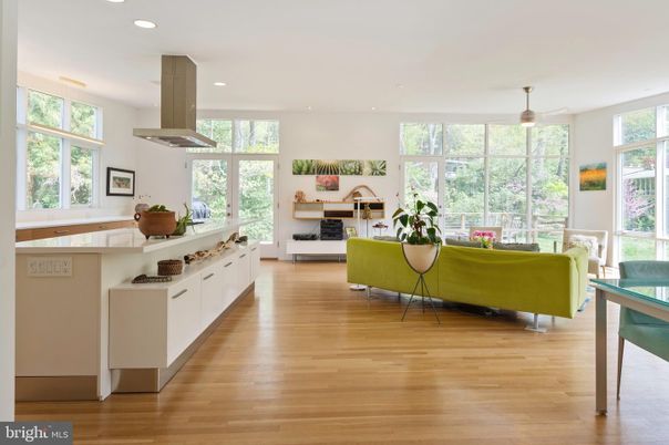 Interior, Living room, Pendant Lights, Recessed Lighting, Wood Texture Flooring