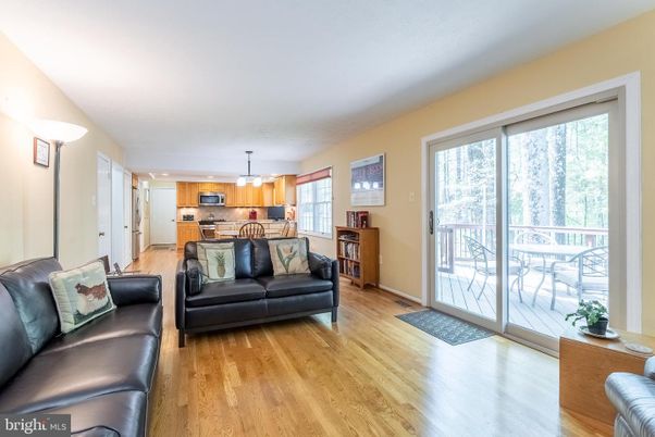 Interior, Kitchen, Living room, Pendant Lights, Recessed Lighting, Stainless Steel Appliances, Wood Texture Flooring