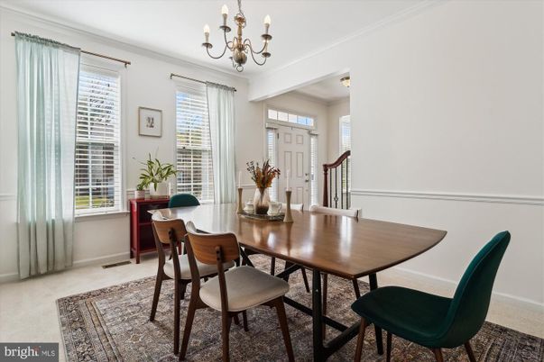 Chandelier, Dining room, Interior