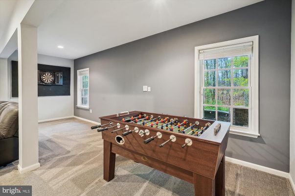 Game Room, Interior, Recessed Lighting