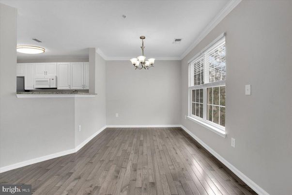 Chandelier, Interior, Kitchen, Wood Texture Flooring