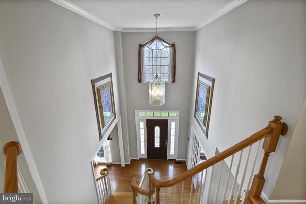 Interior, Pendant Lights, Wood Texture Flooring