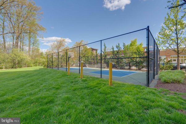 Exterior, Tennis Courts