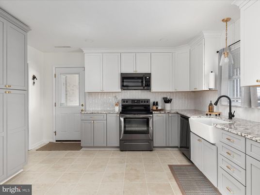 Interior, Kitchen, Pendant Lights