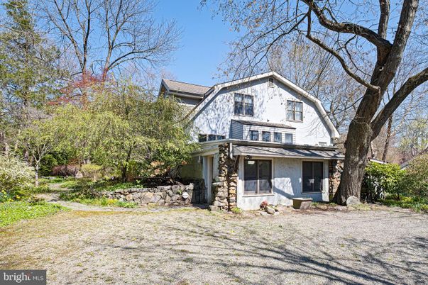 Backyard, Exterior, Facade, Farmhouse