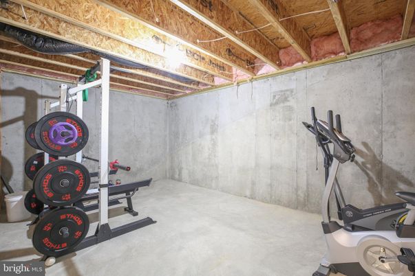 Fitness Equipment, Interior, Wooden Beams