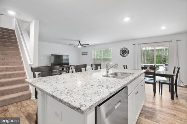 Dining room, Interior, Kitchen, Recessed Lighting, Wood Texture Flooring