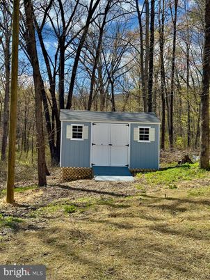 Backyard, Detached Garage, Exterior