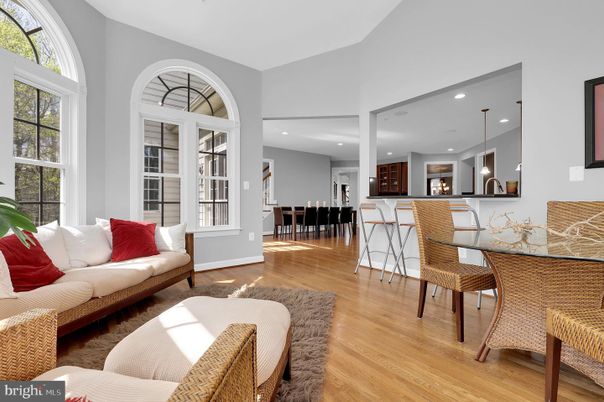 Dining room, Interior, Kitchen, Living room, Pendant Lights, Recessed Lighting, Wood Texture Flooring