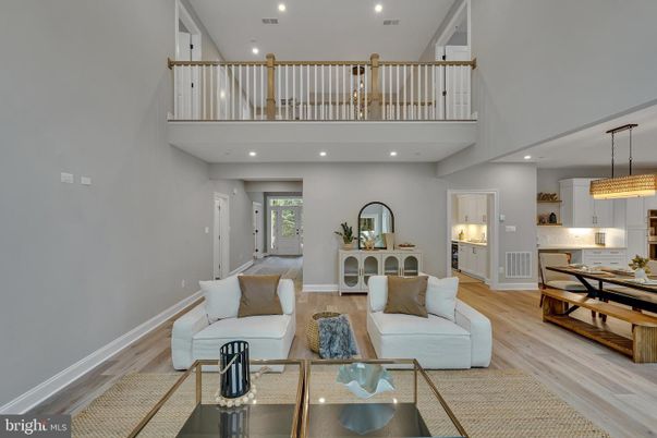 Dining room, Interior, Living room, Pendant Lights, Recessed Lighting, Wood Texture Flooring