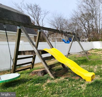 Backyard, Exterior, Playground