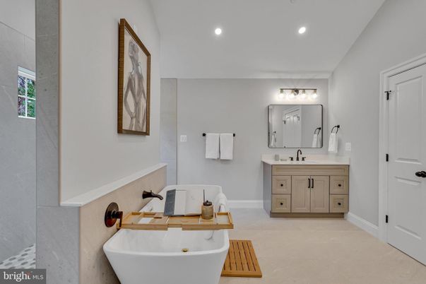 Bathroom, Dual Sink Vanities, Free Standing Baths, Interior, Recessed Lighting