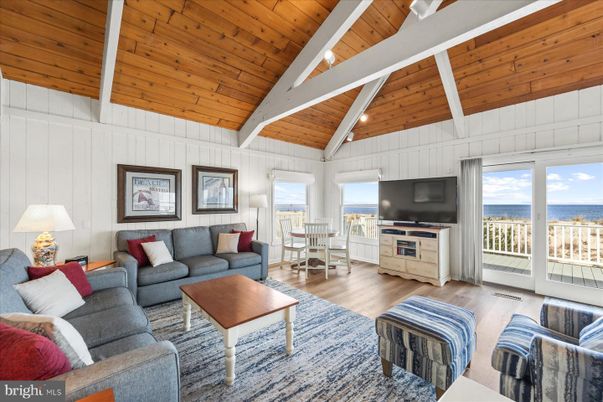 Interior, Living room, Water, Wooden Ceilings, Wood Texture Flooring