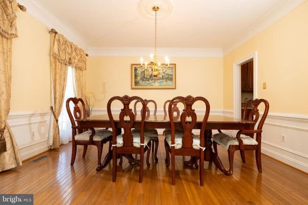 Chandelier, Dining room, Interior, Wood Texture Flooring