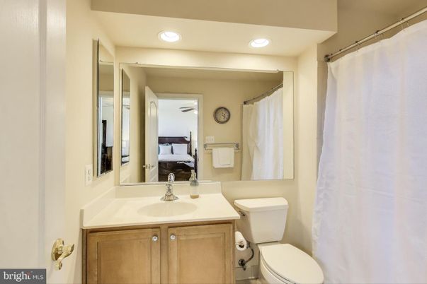 Bathroom, Bedroom, Interior, Recessed Lighting