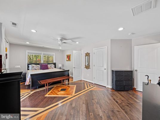 Bedroom, Interior, Recessed Lighting, Wood Texture Flooring