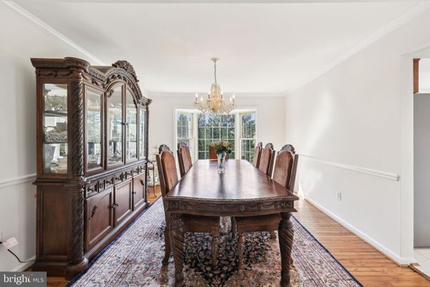 Chandelier, Dining room, Interior, Wood Texture Flooring