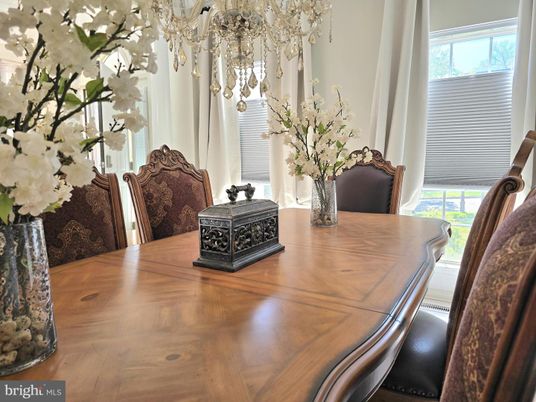 Chandelier, Dining room, Interior