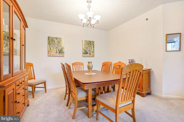Chandelier, Dining room, Interior