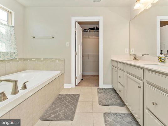 Bathroom, Dual Sink Vanities, Interior, Walk-in Closets