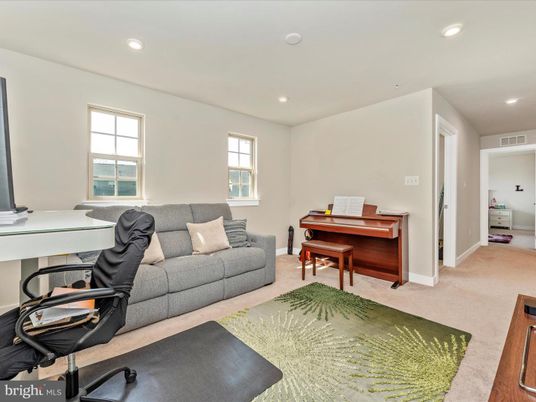 Home Office, Interior, Living room, Piano, Recessed Lighting
