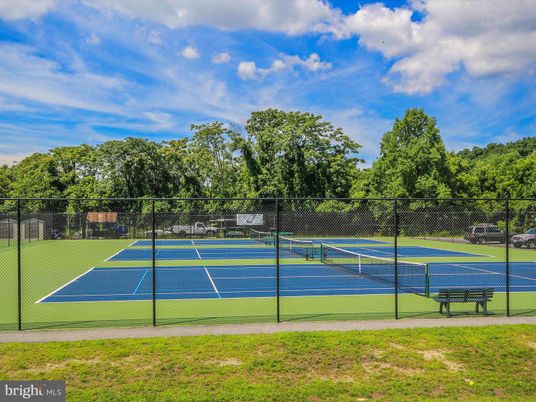 Exterior, Tennis Courts