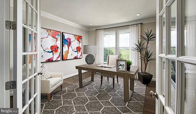 Home Office, Interior, Recessed Lighting, Wood Texture Flooring