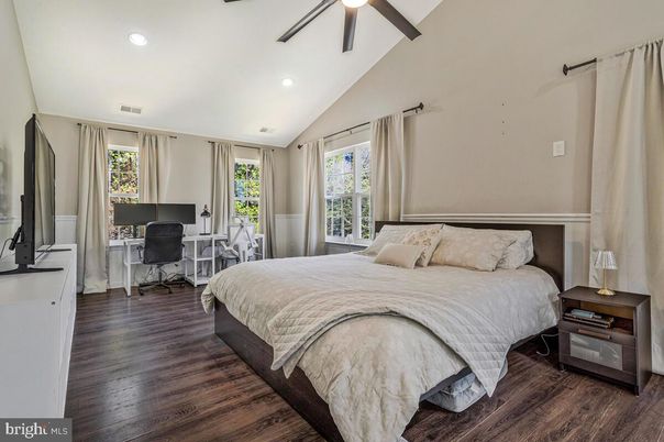 Bedroom, Home Office, Interior, Recessed Lighting, Wood Texture Flooring