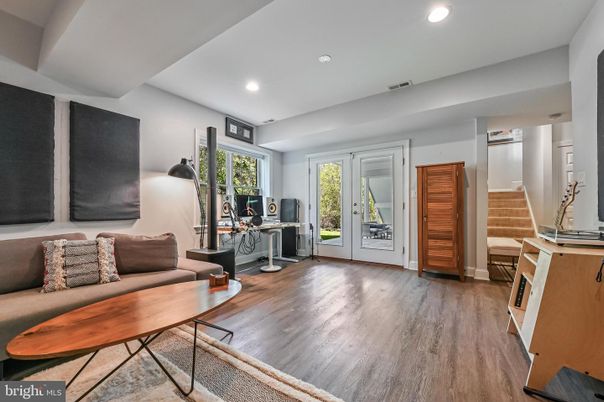 Home Office, Interior, Living room, Recessed Lighting, Wood Texture Flooring