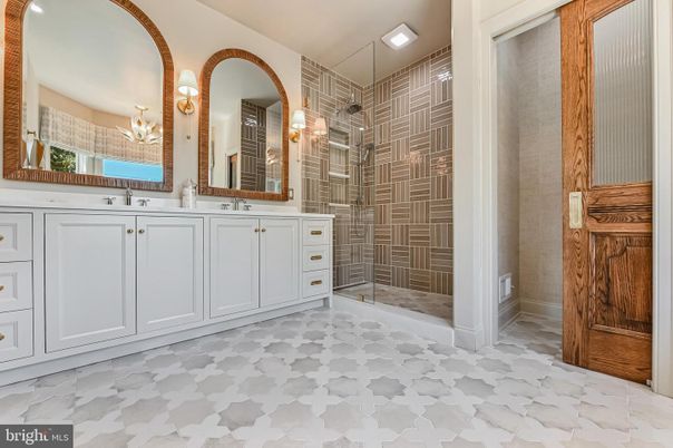Bathroom, Dual Sink Vanities, Glass Shower, Interior, Recessed Lighting