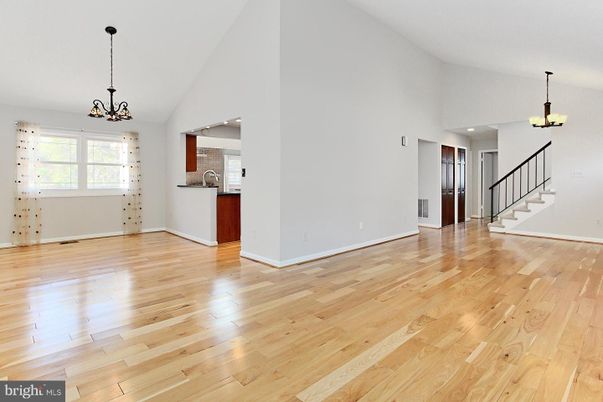 Chandelier, Empty room, Interior, Pendant Lights, Recessed Lighting, Wood Texture Flooring