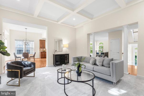 Dining room, Interior, Living room, Pendant Lights, Recessed Lighting, Wood Texture Flooring