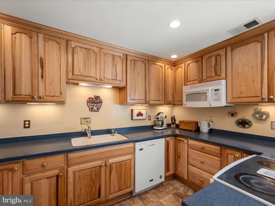 Interior, Kitchen, Recessed Lighting